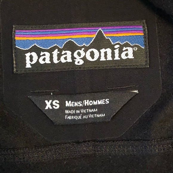 Patagonia men’s jacket-waterproof - Picture 5 of 5